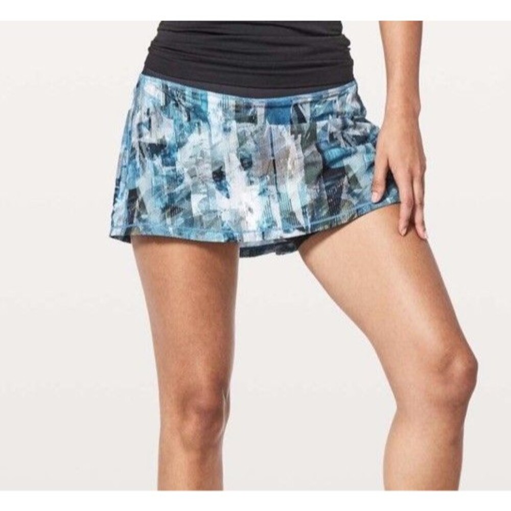 Lululemon Size 6 Pace Rival Skirt Geometric Blue